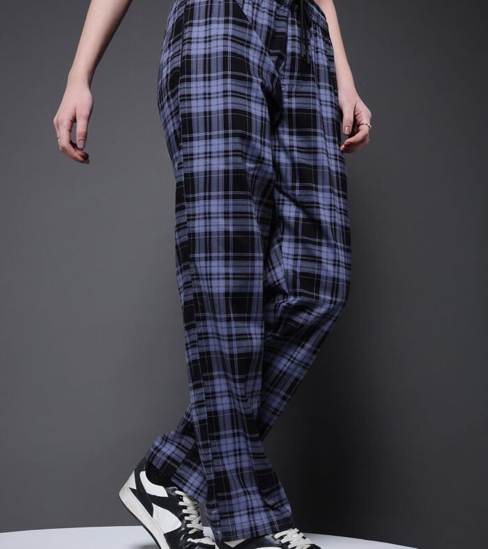 Women chequered lounge pants