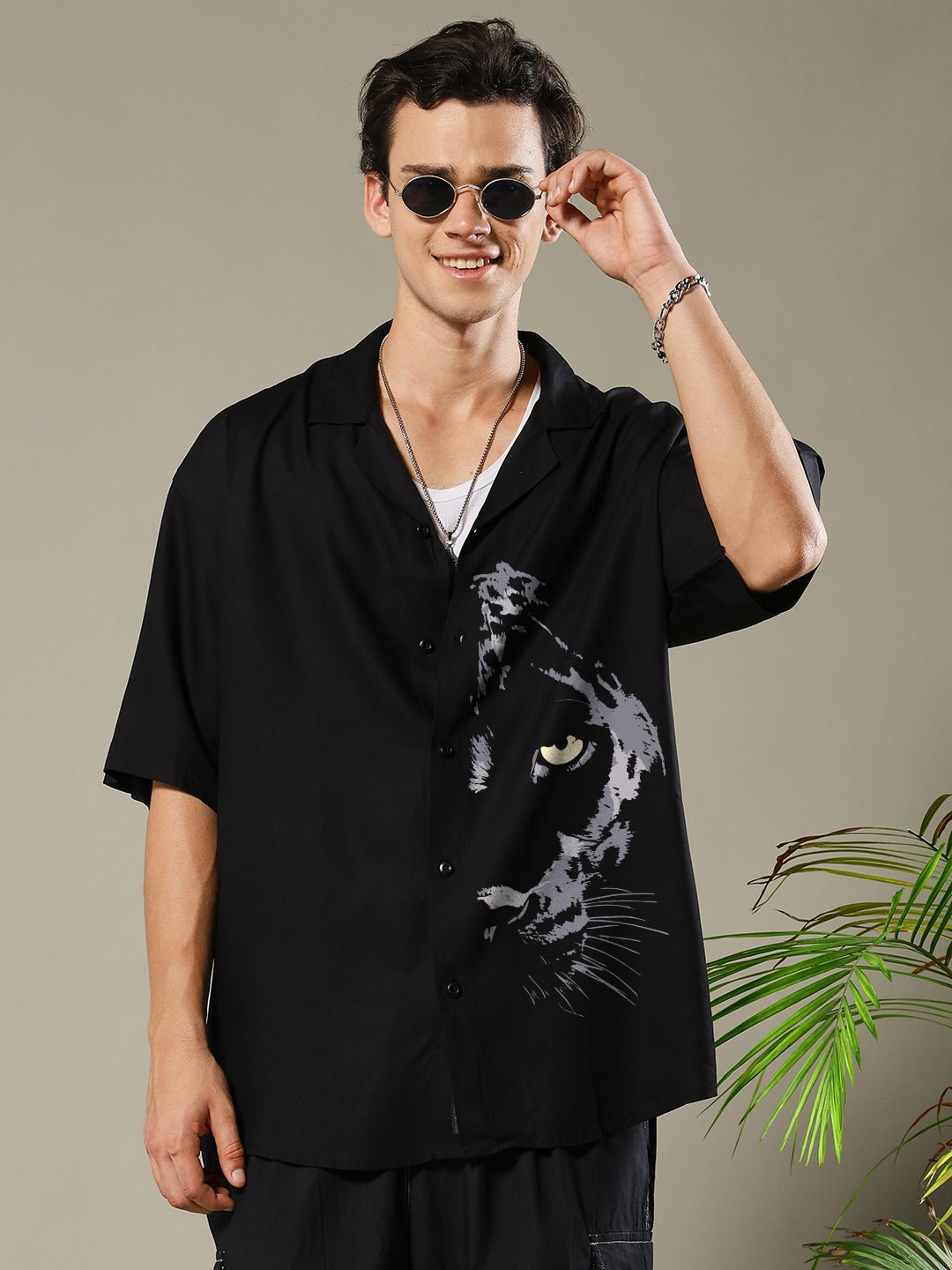 SHADOW ROAR  Mens Fluidic Oversized Shirt